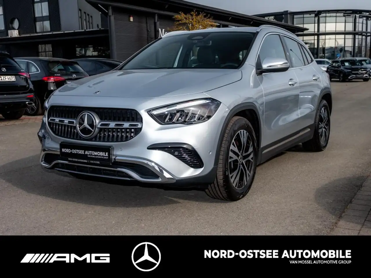 Mercedes-Benz GLA 200 PROGRESSIVE AHK SHZ MBUX KLIMA NAVI 6