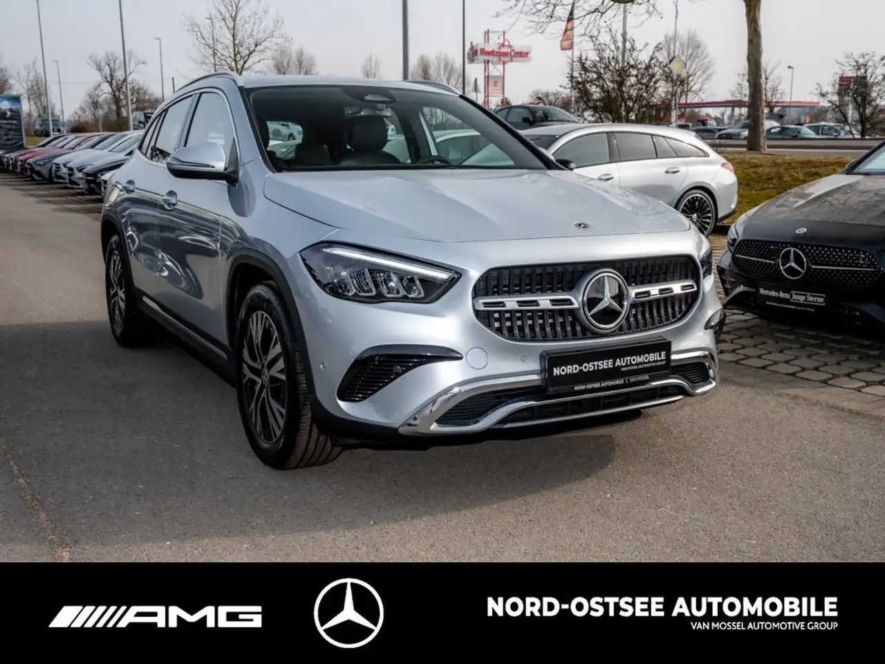 Mercedes-Benz GLA 200 PROGRESSIVE AHK SHZ MBUX KLIMA NAVI 3