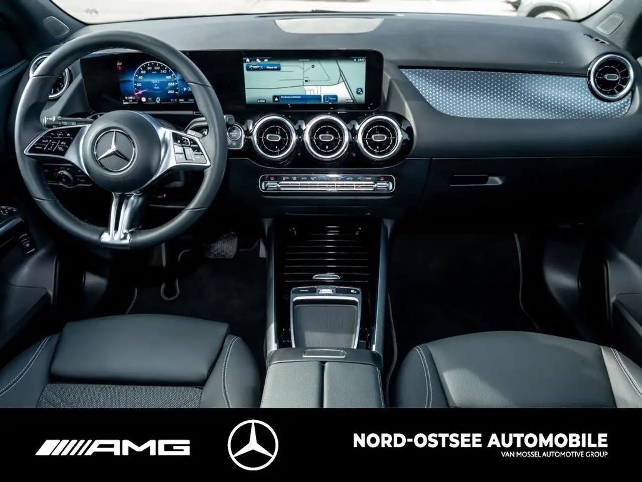 Mercedes-Benz GLA 200 PROGRESSIVE AHK SHZ MBUX KLIMA NAVI 12