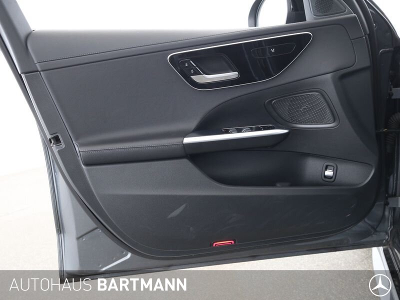 Mercedes-Benz C 180 C 180 T AMG +LED+DAB+PANO+AHK+NIGHT+KAMERA+AMBIE — photo 10