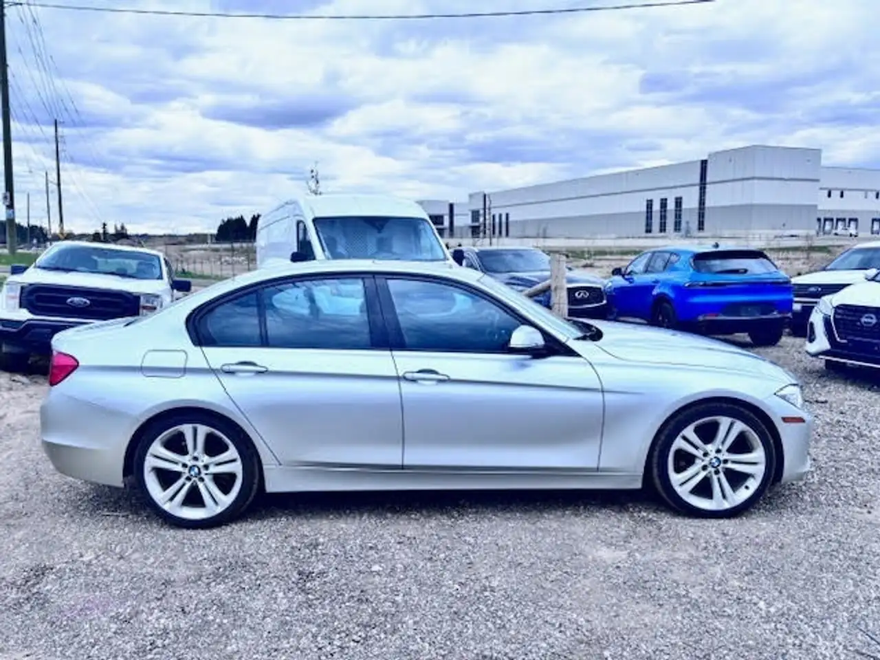 BMW 3 Series снимка BMW 3 Series