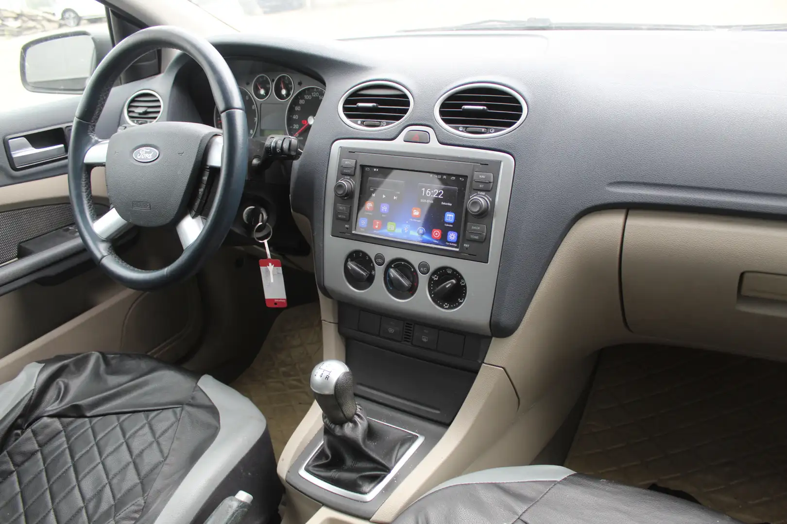 Ford Focus Wagon 1.6-16V First Edition *meeneemprijs*Airco/Cr Grijs - 2