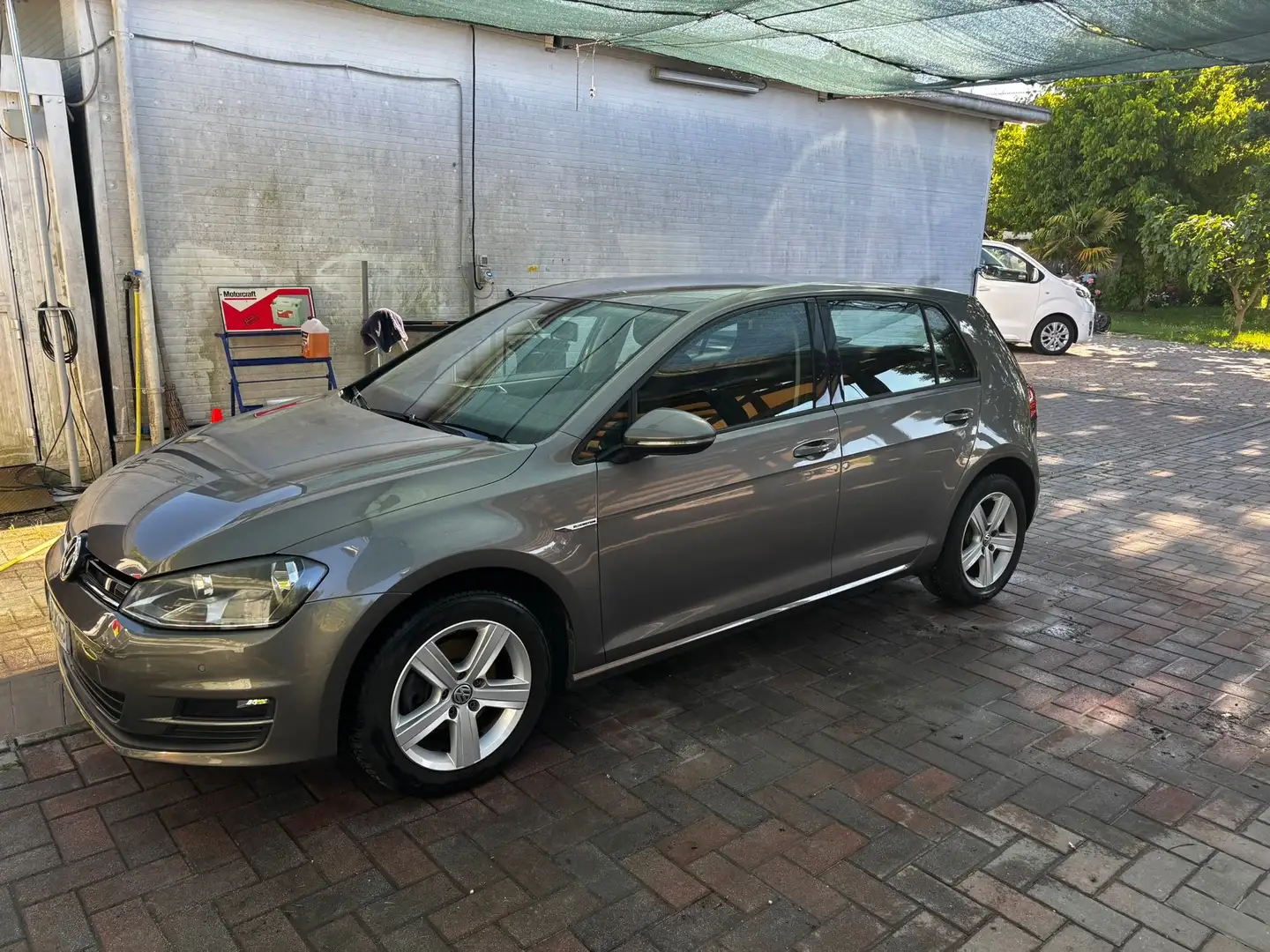 Volkswagen Golf 5p 1.4 tgi Comfortline SOLO 125.000 KM BELLISSIMA Grigio - 1
