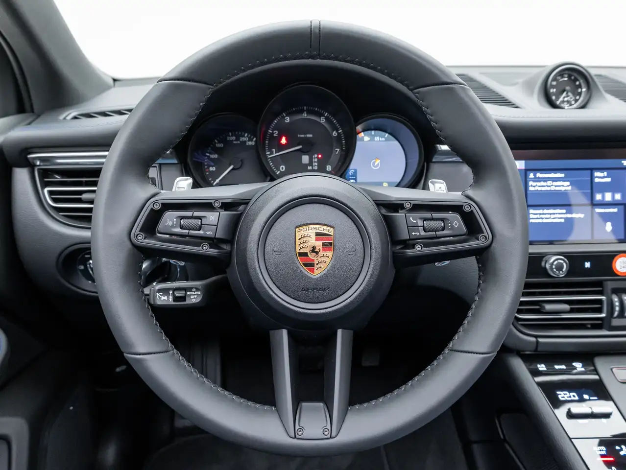 Porsche Macan снимка Porsche Macan