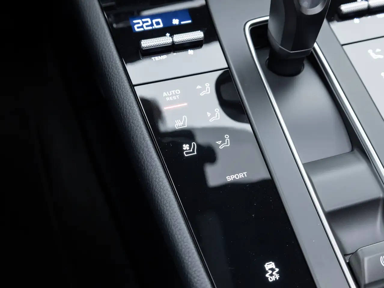 Porsche Macan снимка Porsche Macan
