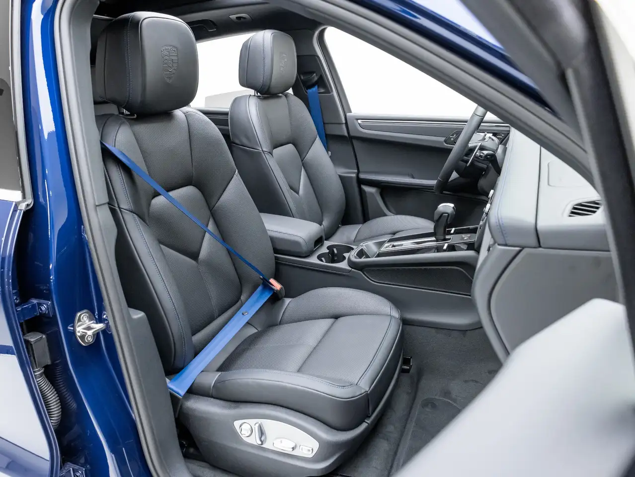 Porsche Macan снимка Porsche Macan