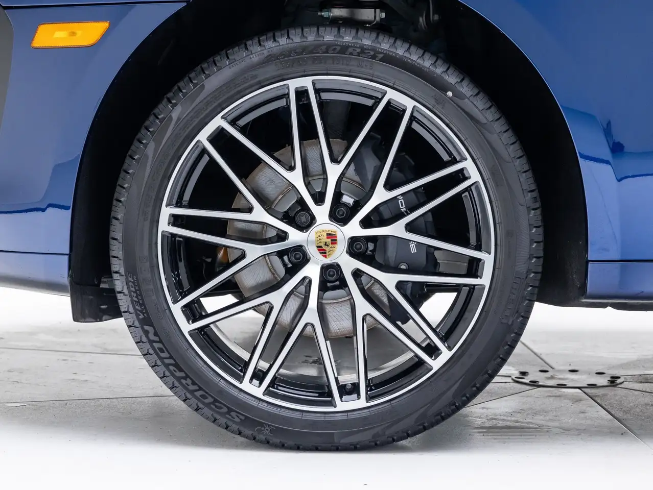Porsche Macan снимка Porsche Macan