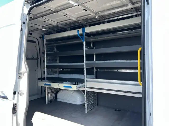 Volkswagen Crafter view 15