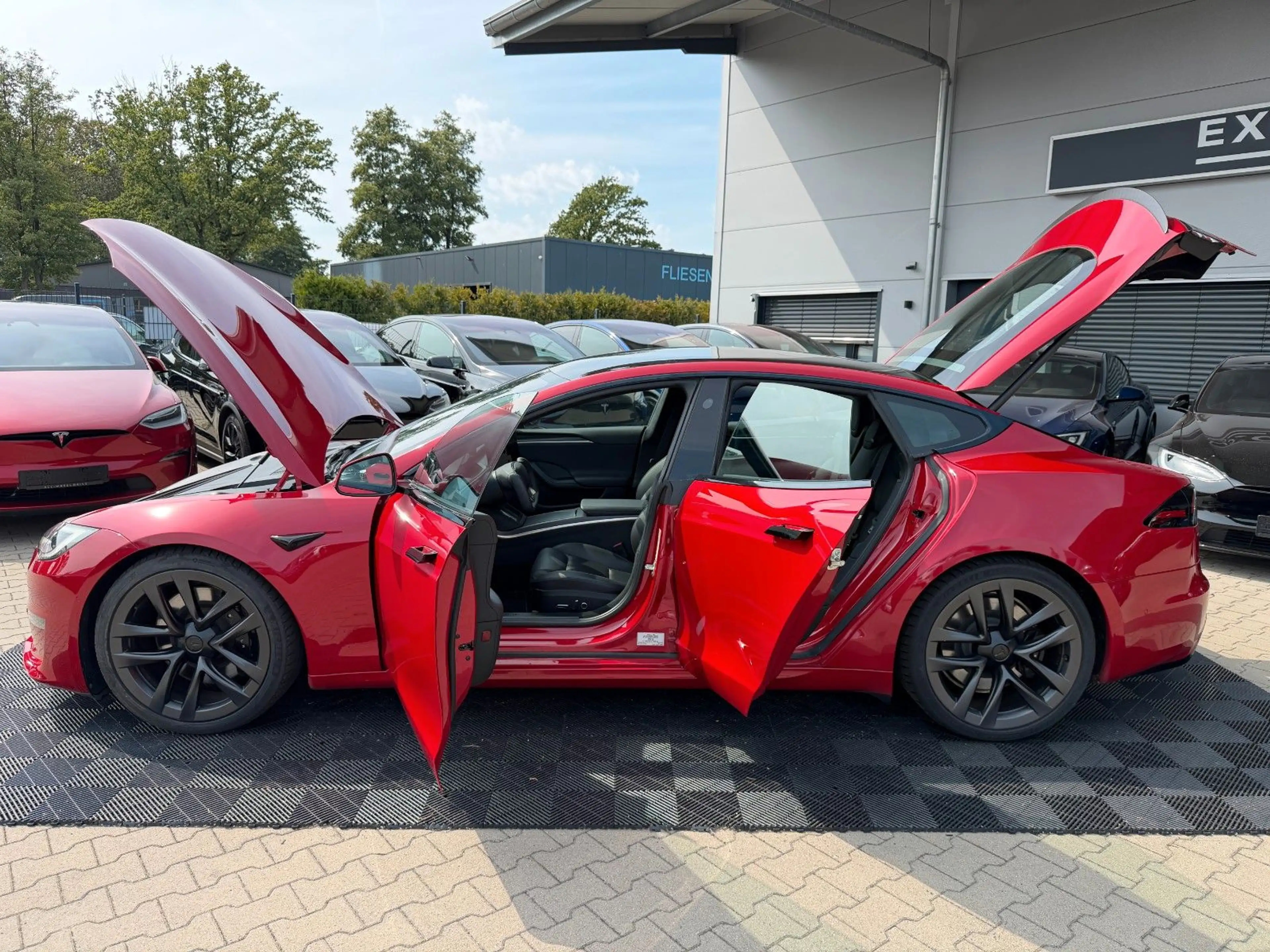 Tesla Model S MODEL S PLAID | MATRIX LED | FULL SELF DRIVE | — photo 5
