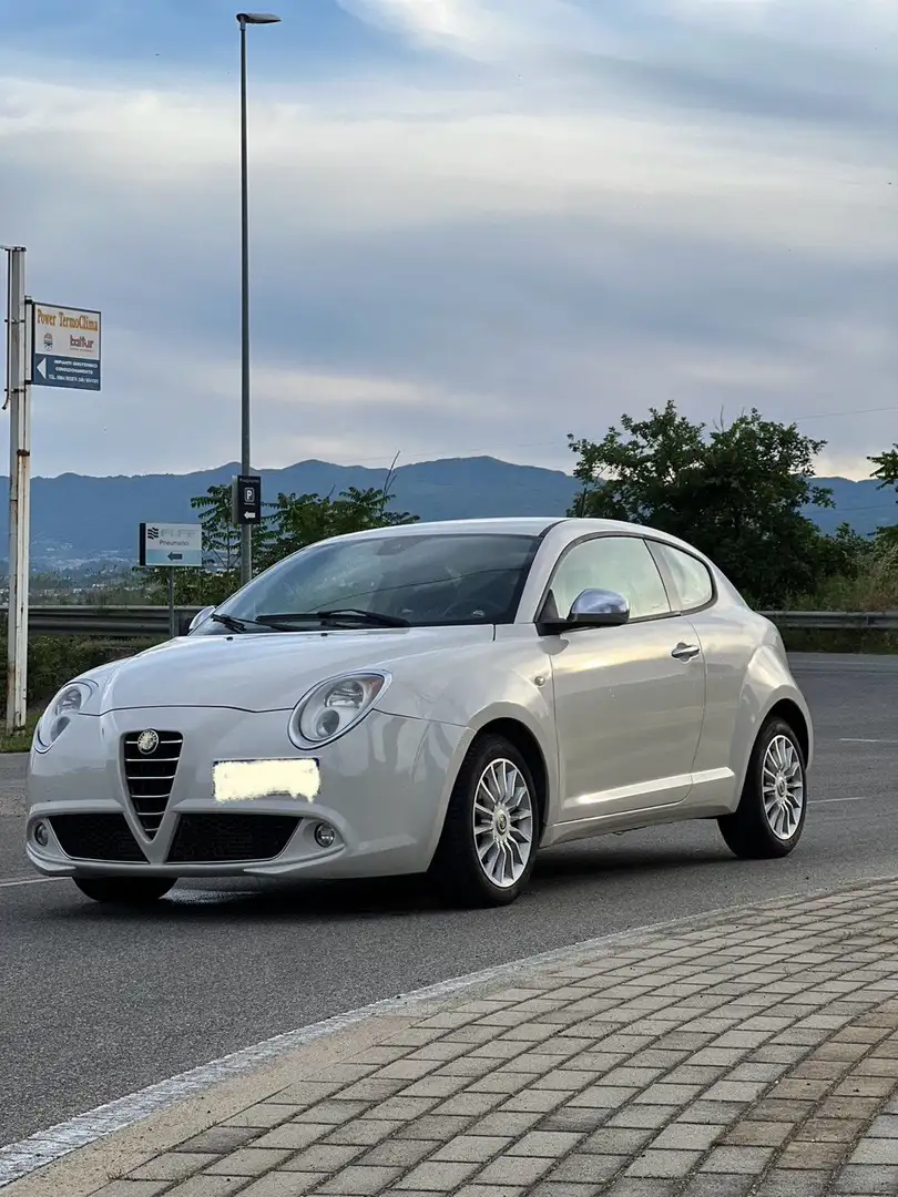 Alfa Romeo MiTo 1.4 t. Distinctive Sport Pack Gpl 120cv - 1