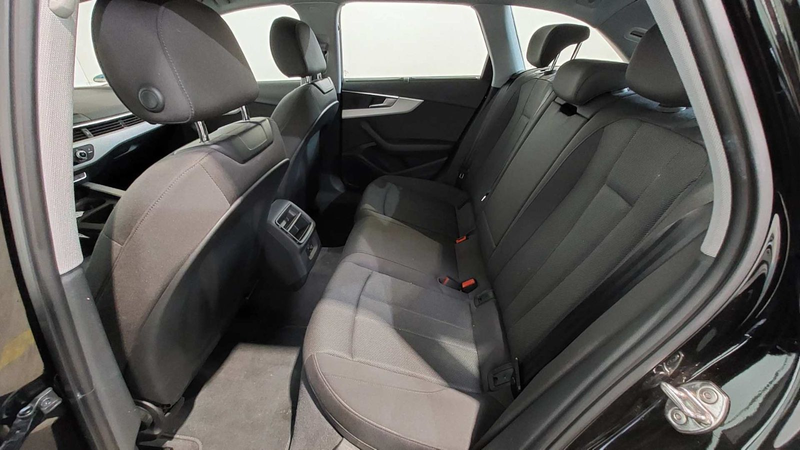 Audi A4 Avant 35 TFSI advanced 35 TFSI S-tronic AHK — photo 10
