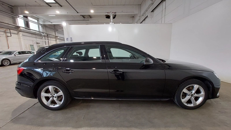 Audi A4 Avant 35 TFSI advanced 35 TFSI S-tronic AHK — photo 4