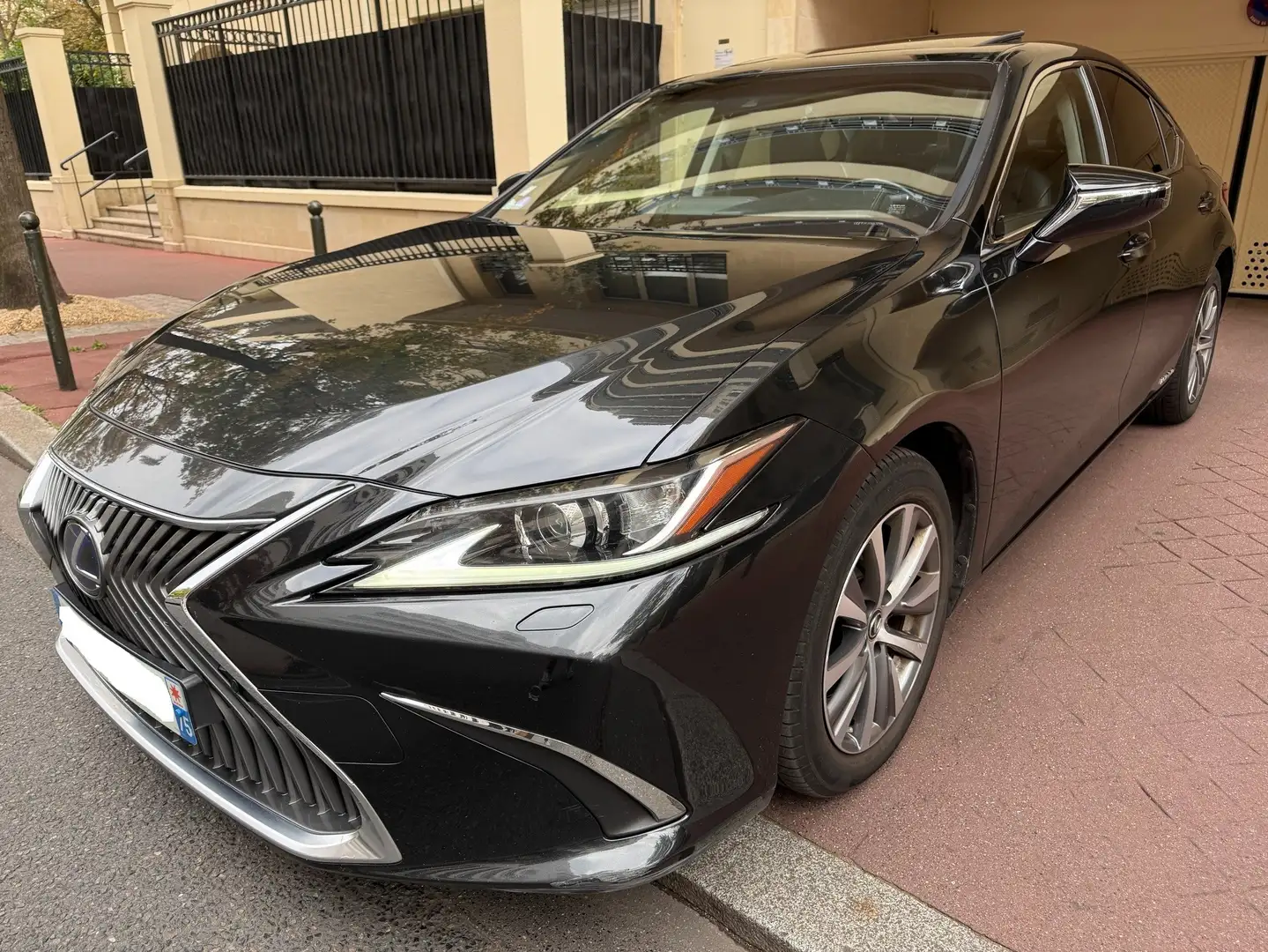 Lexus ES 300 15800ht 300H BUSINESS PLUS Noir - 2