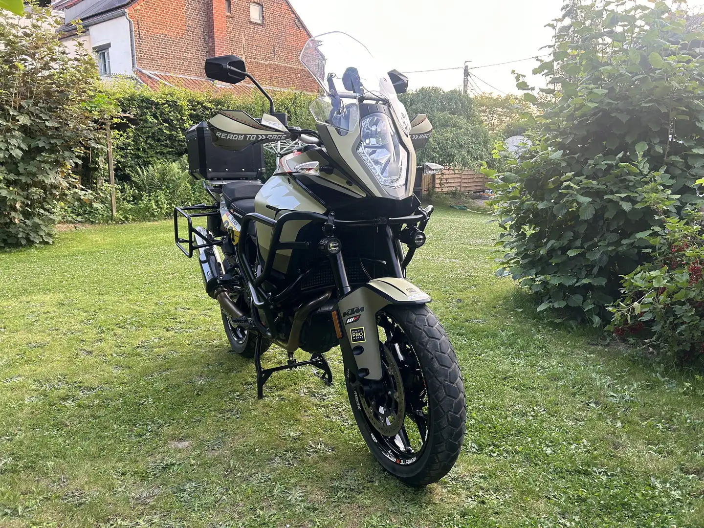 KTM 1090 Adventure - 2