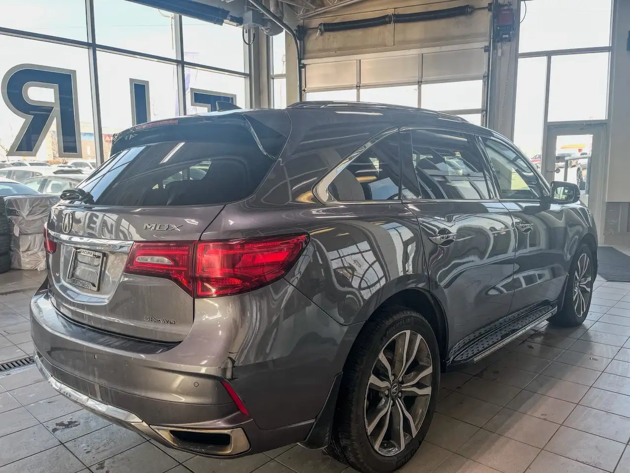 Acura MDX снимка Acura MDX