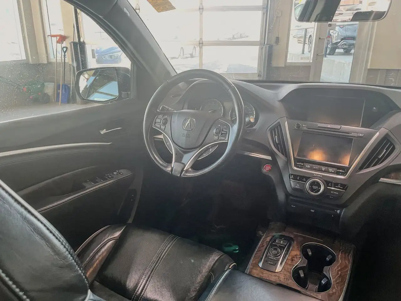 Acura MDX снимка Acura MDX