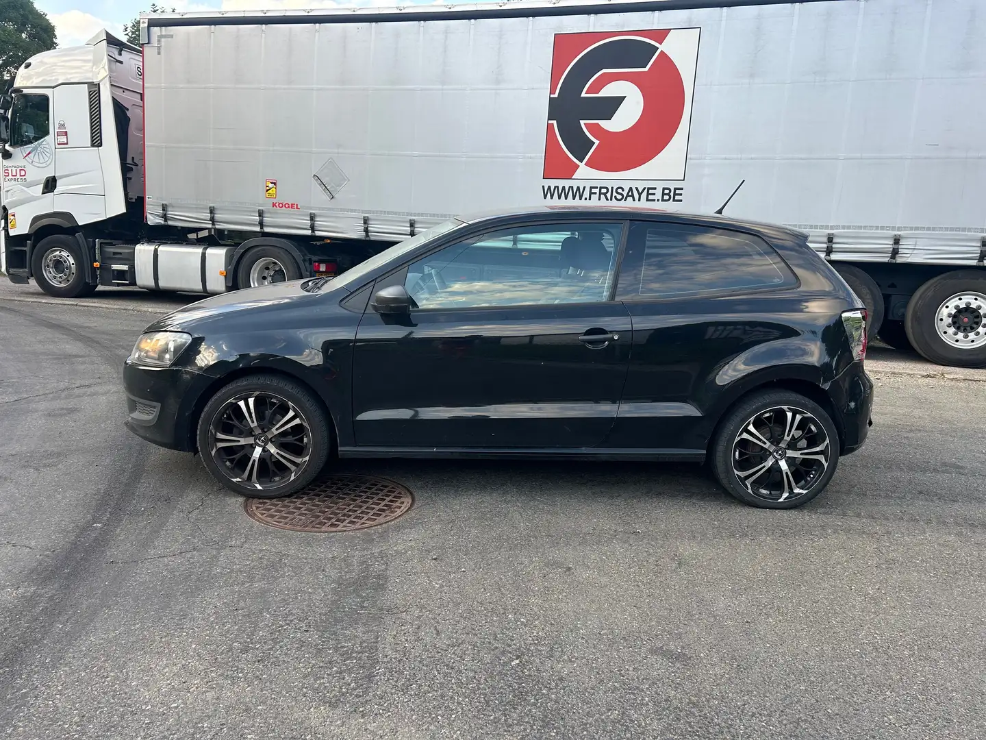 Volkswagen Polo EXPORT / MARCHAND +++AIRCO +++2.700 € EXPORT ++ Black - 1