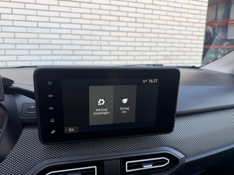 Dacia Jogger 1.6 Hybrid 140 Extreme 7p. — photo 11