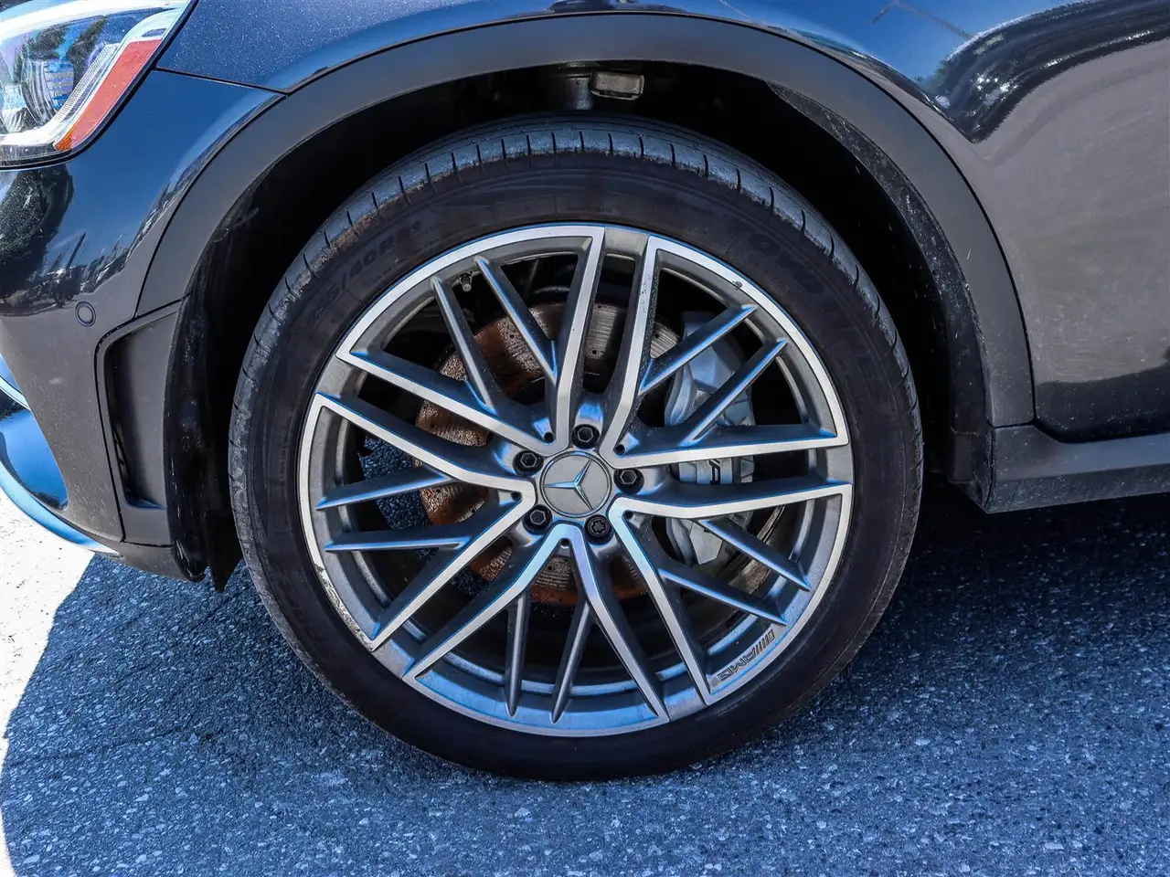 Mercedes-Benz GLC снимка Mercedes-Benz GLC
