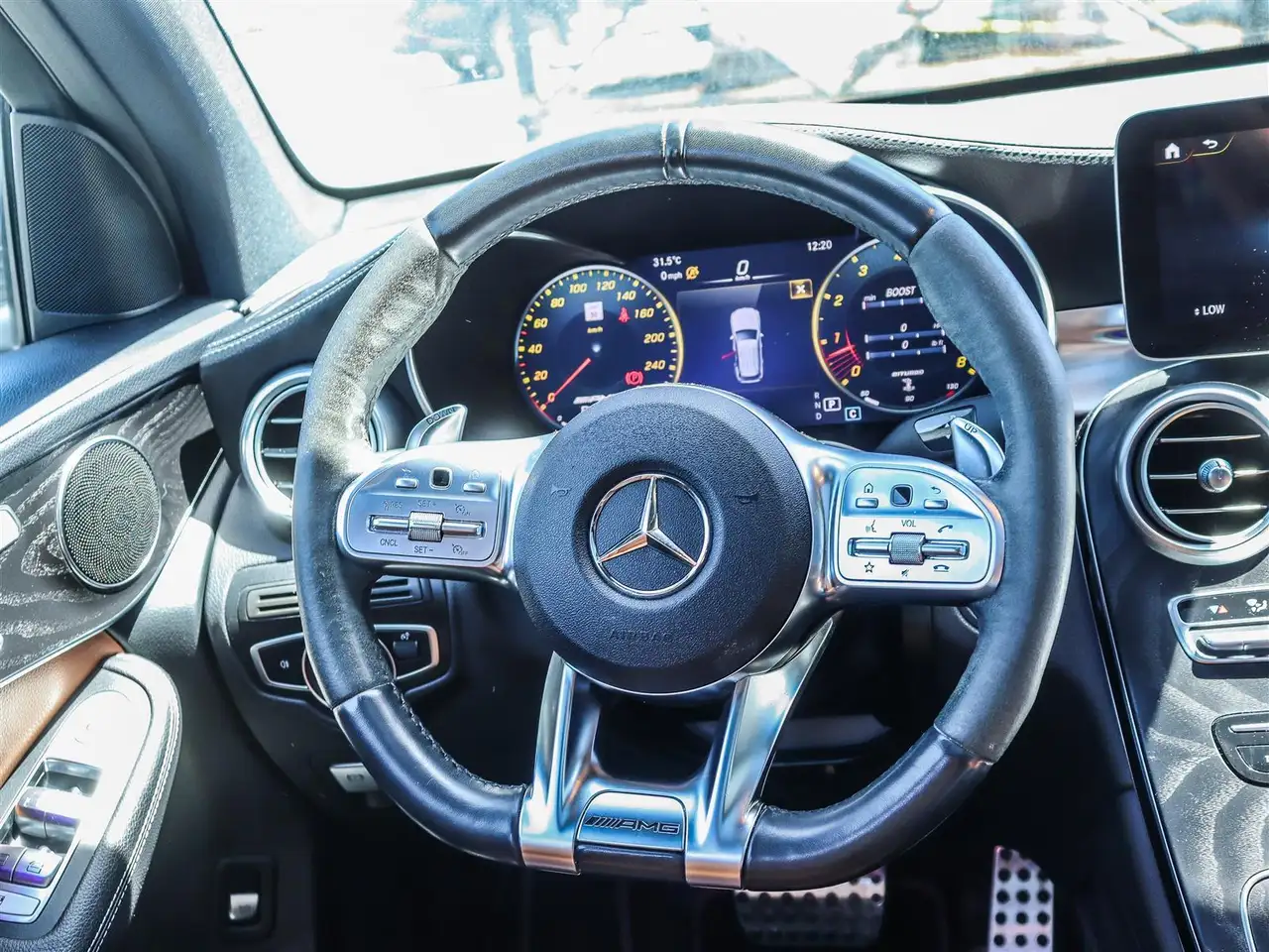 Mercedes-Benz GLC снимка Mercedes-Benz GLC