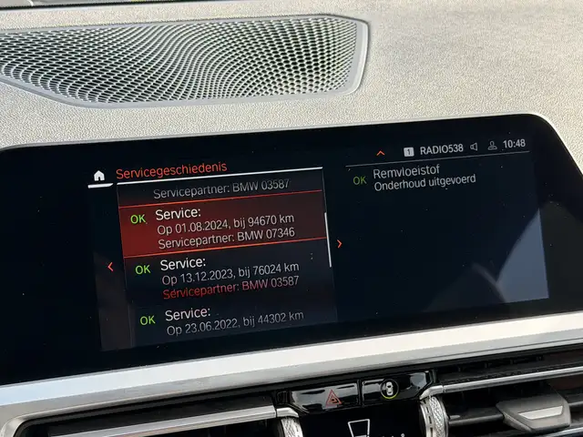 BMW 3 Series view 30