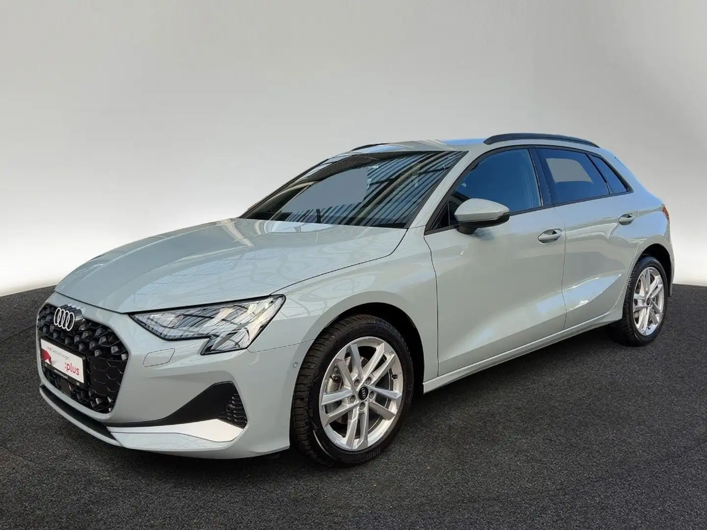Audi A3 30 TFSI advanced S tronic Kamera Na Grau - 2