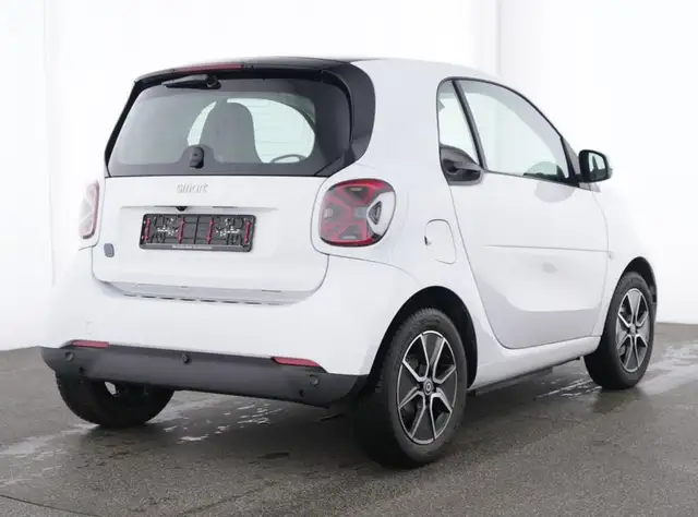 Smart Fortwo view 3