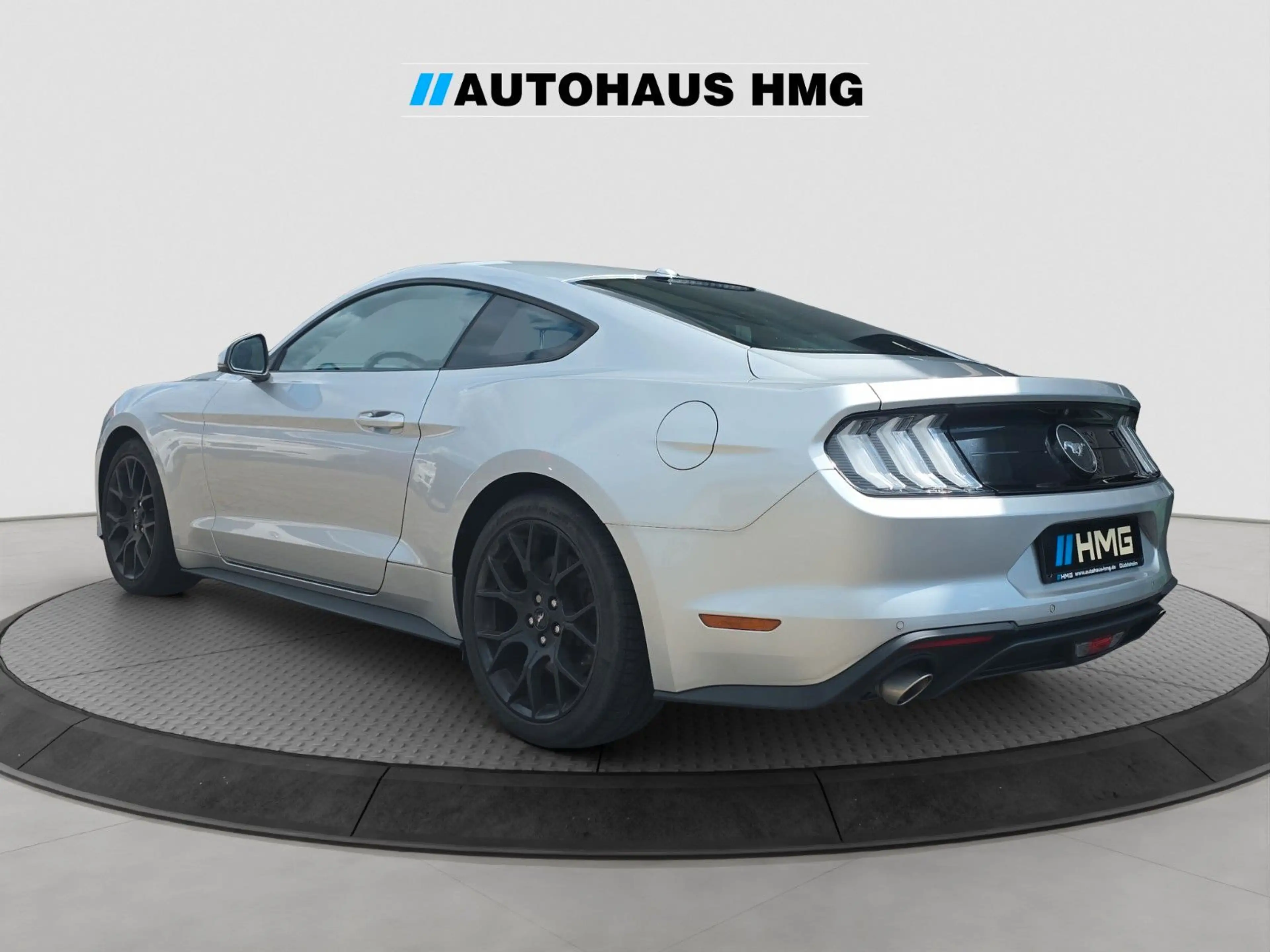Ford Mustang Fastback *1.HAND*NAVI*LED*LEDER*ACC*B&O* — photo 3