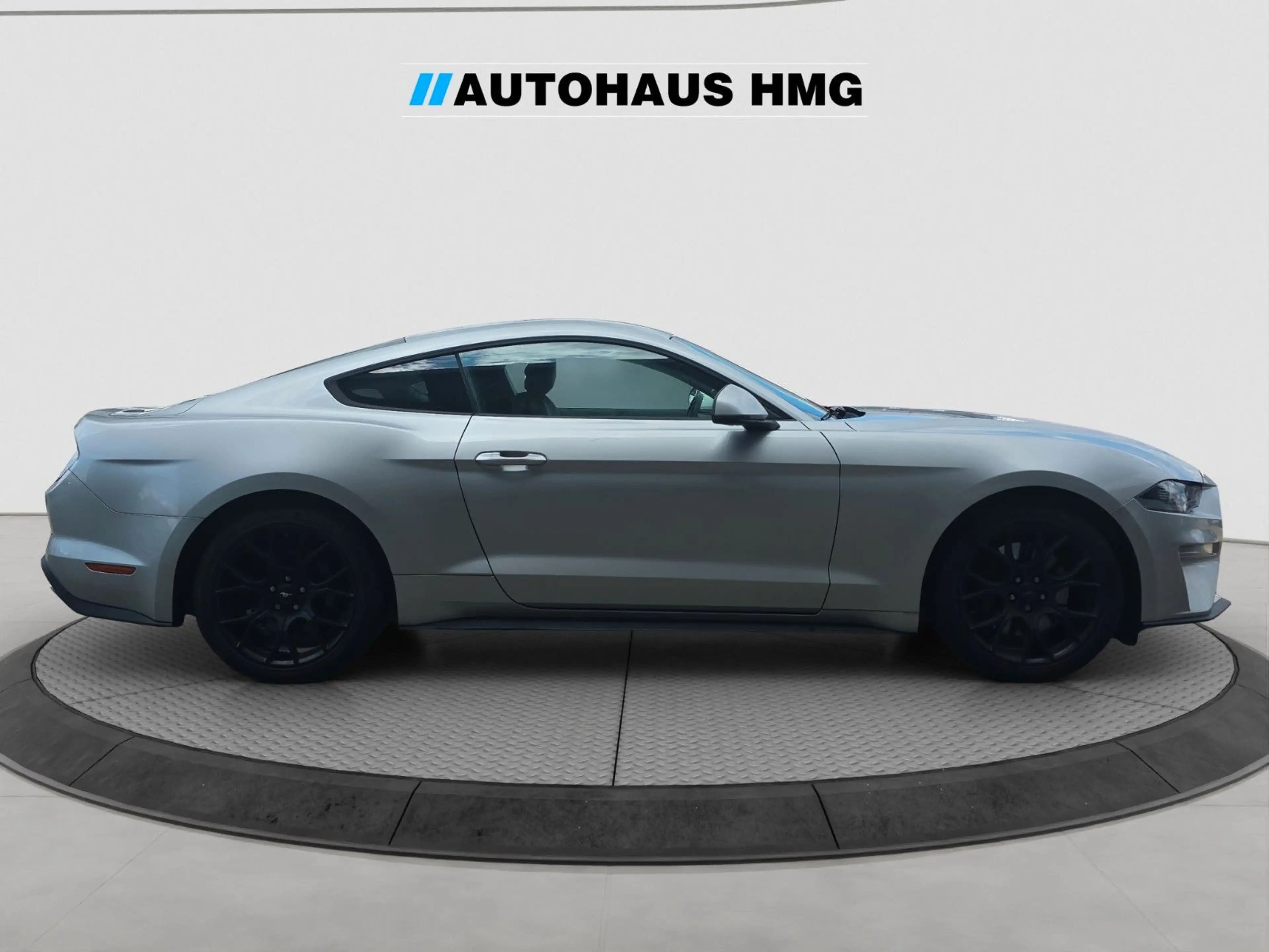 Ford Mustang Fastback *1.HAND*NAVI*LED*LEDER*ACC*B&O* — photo 6