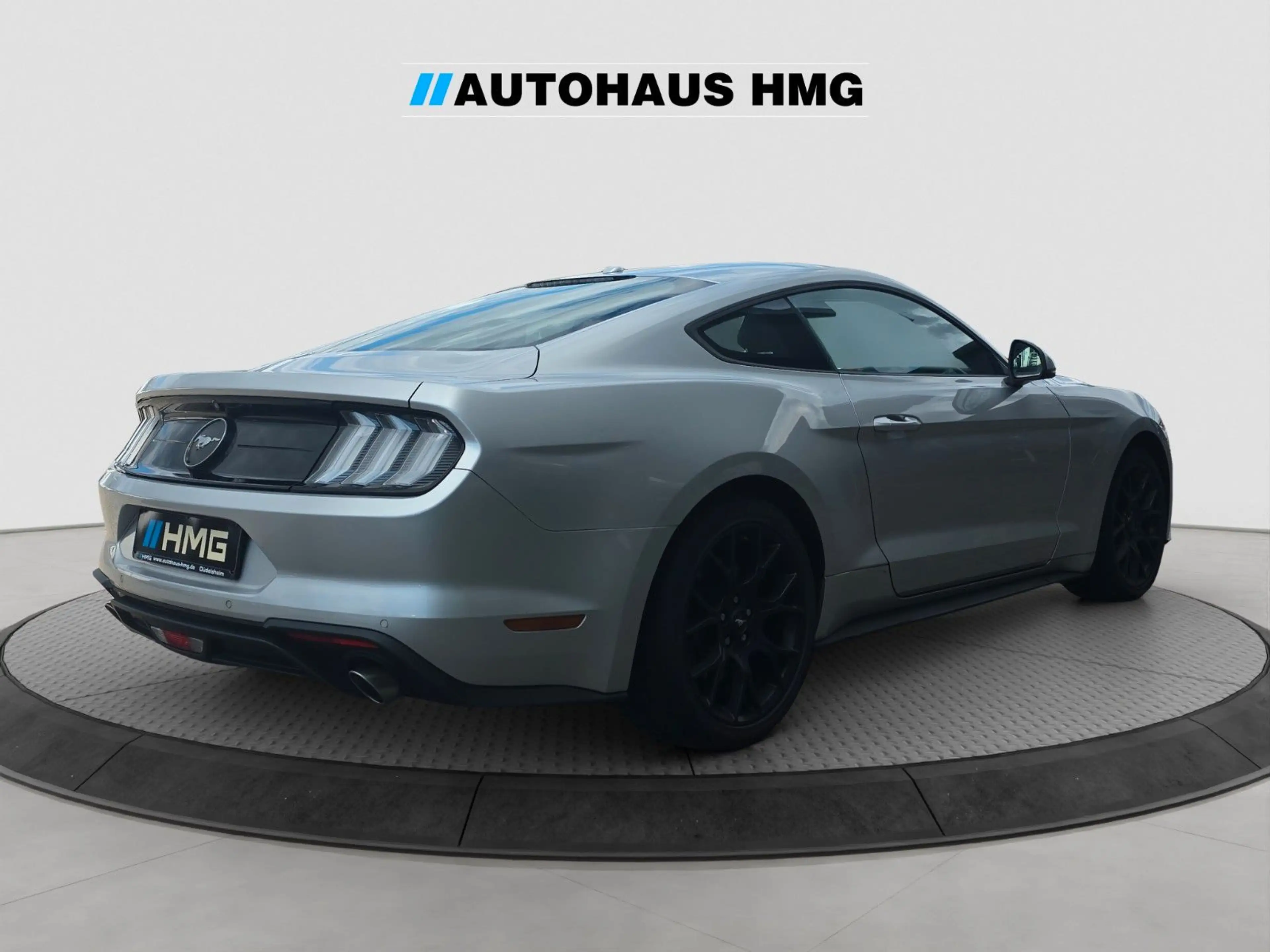 Ford Mustang Fastback *1.HAND*NAVI*LED*LEDER*ACC*B&O* — photo 5