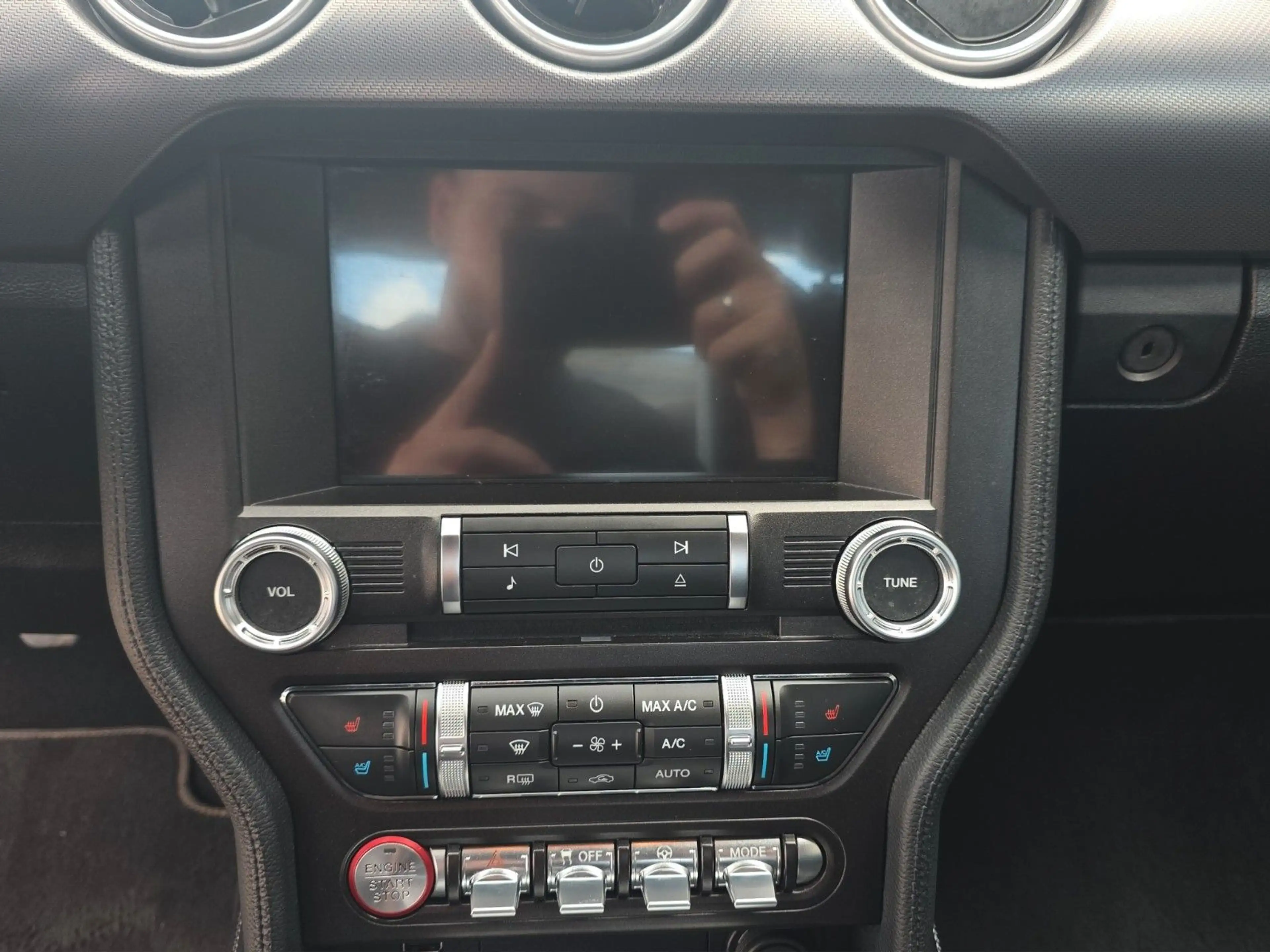 Ford Mustang Fastback *1.HAND*NAVI*LED*LEDER*ACC*B&O* — photo 15