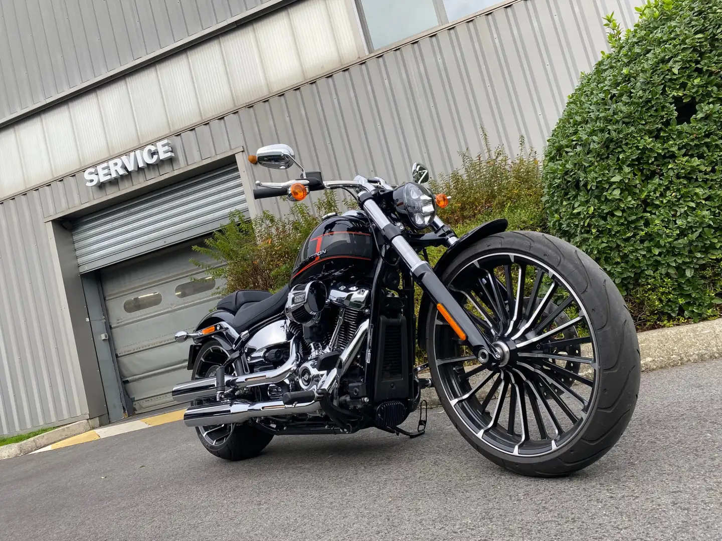 Harley-Davidson Breakout - 2