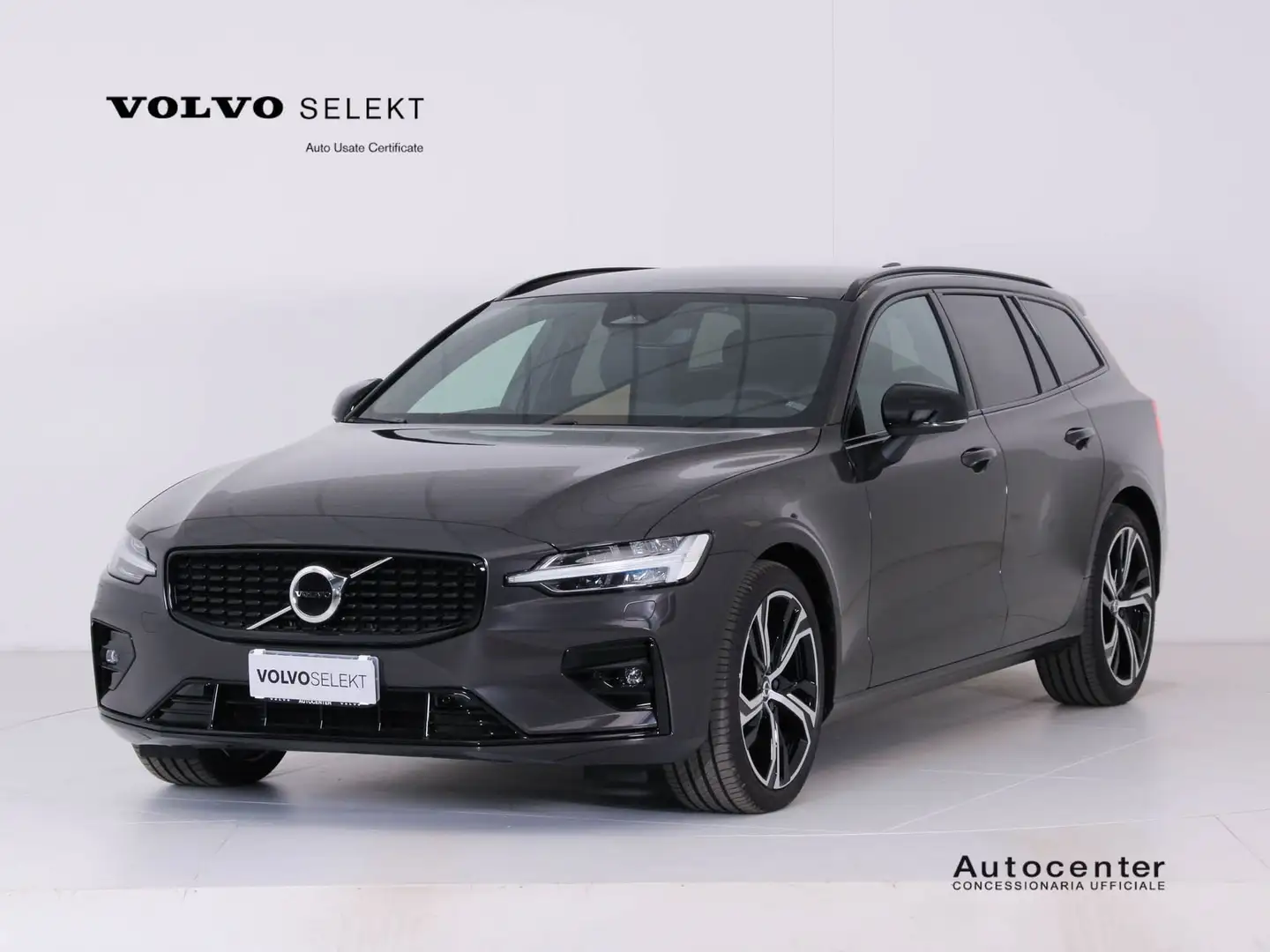 Volvo V60 B4 (d) automatico Plus Dark Gri - 1