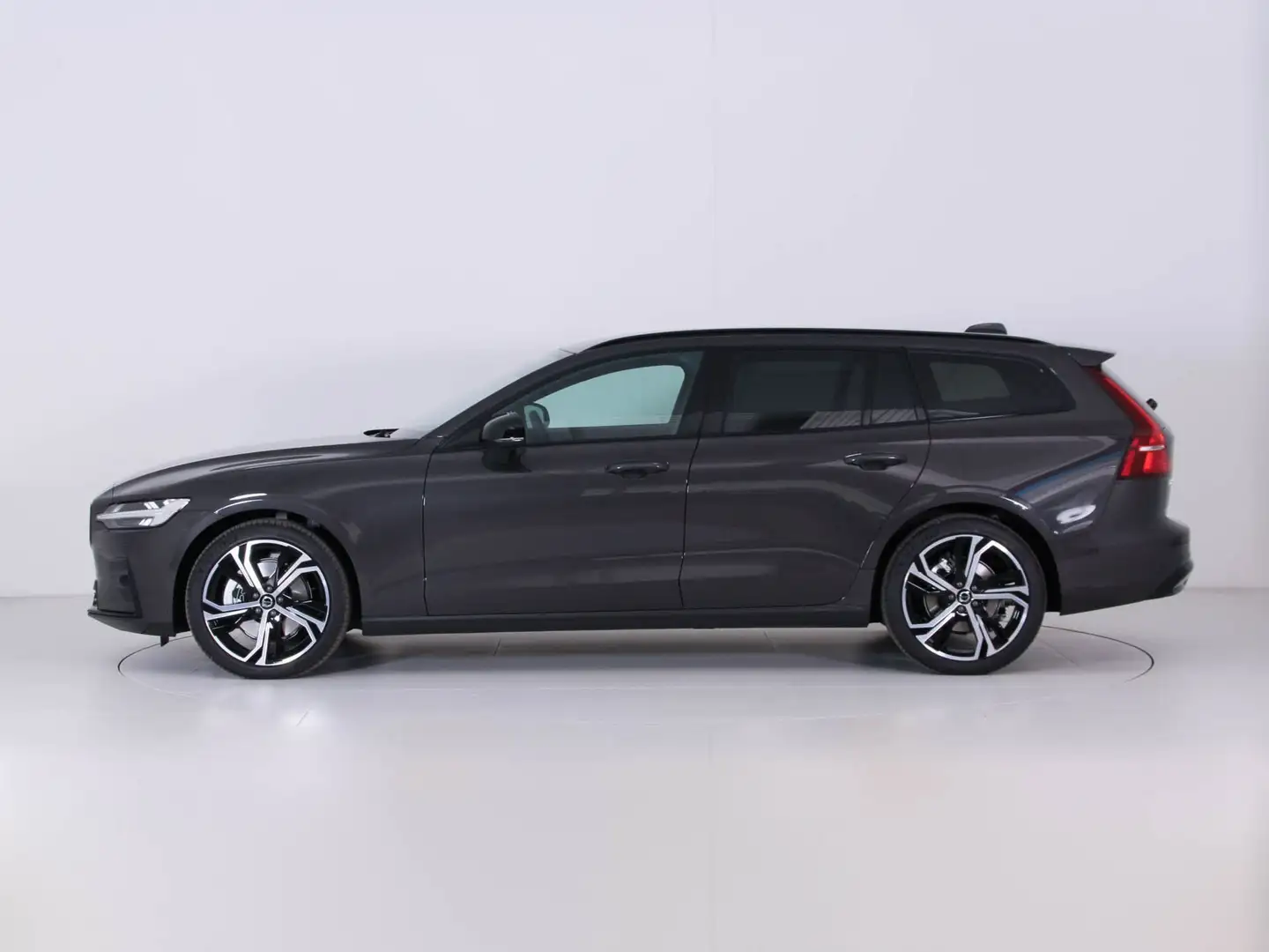 Volvo V60 B4 (d) automatico Plus Dark Gri - 2