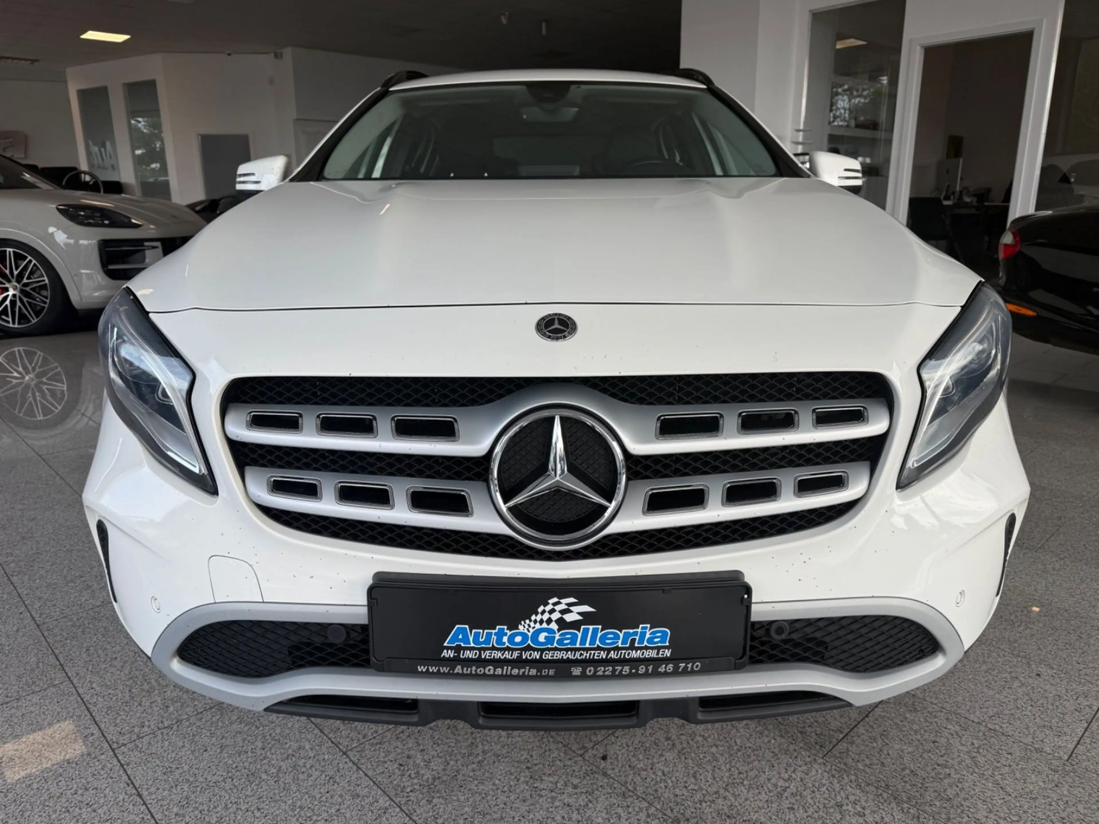 Mercedes-Benz GLA 180 Automatik Klima Kamera Tempomat SHZ — photo 6