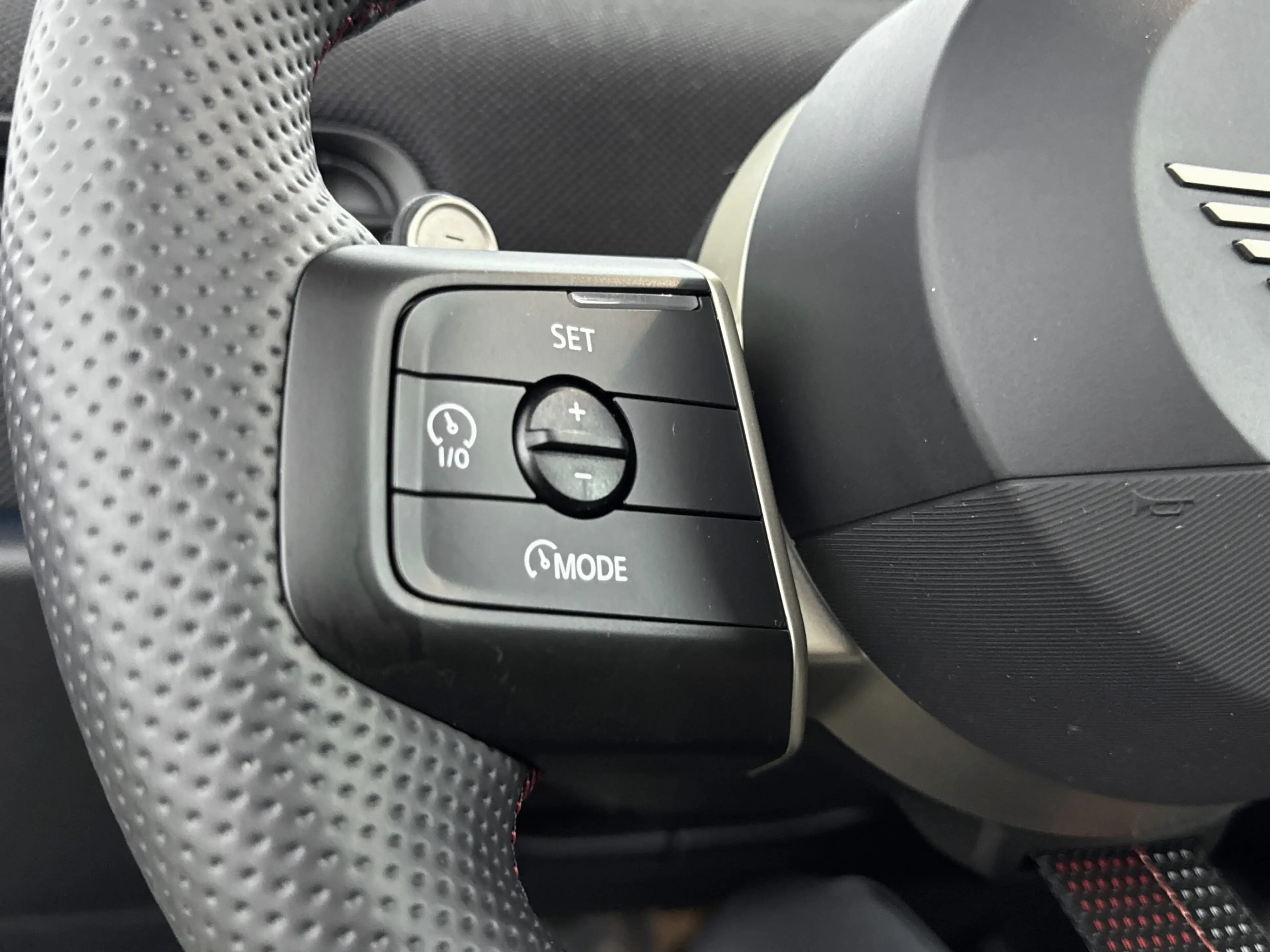 MINI Cooper S Hatchback Automaat / JCW / Pakket XL / 18" JCW Lap — photo 6