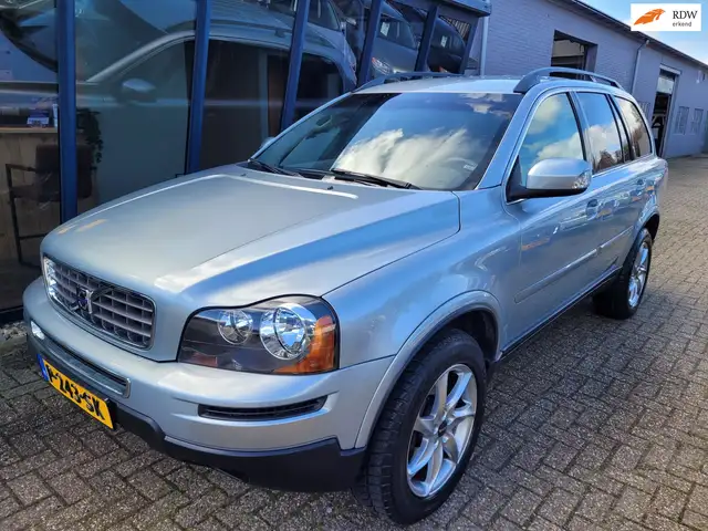 Volvo XC90 3.2 Summum AWD 7 PERSOONS / LEER / NAVI / YOUNGTIM