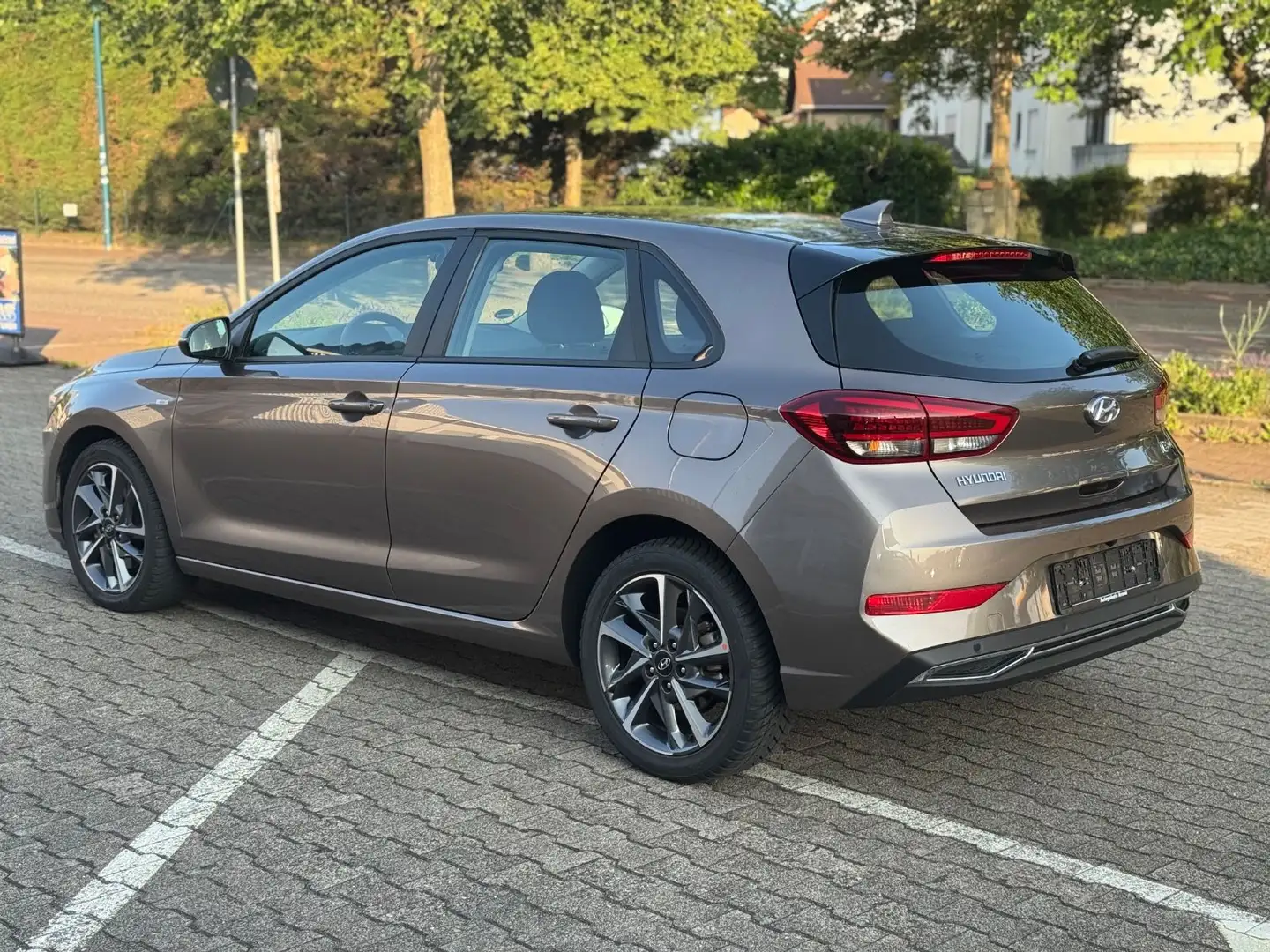 Hyundai i30 Trend Mild-Hybrid *Automatik *LED * CAM*Navi Braun - 2