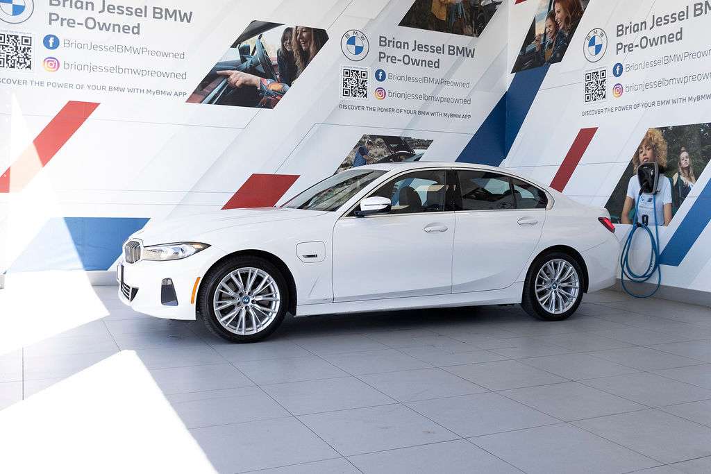 2023 BMW 3 Series Sedan