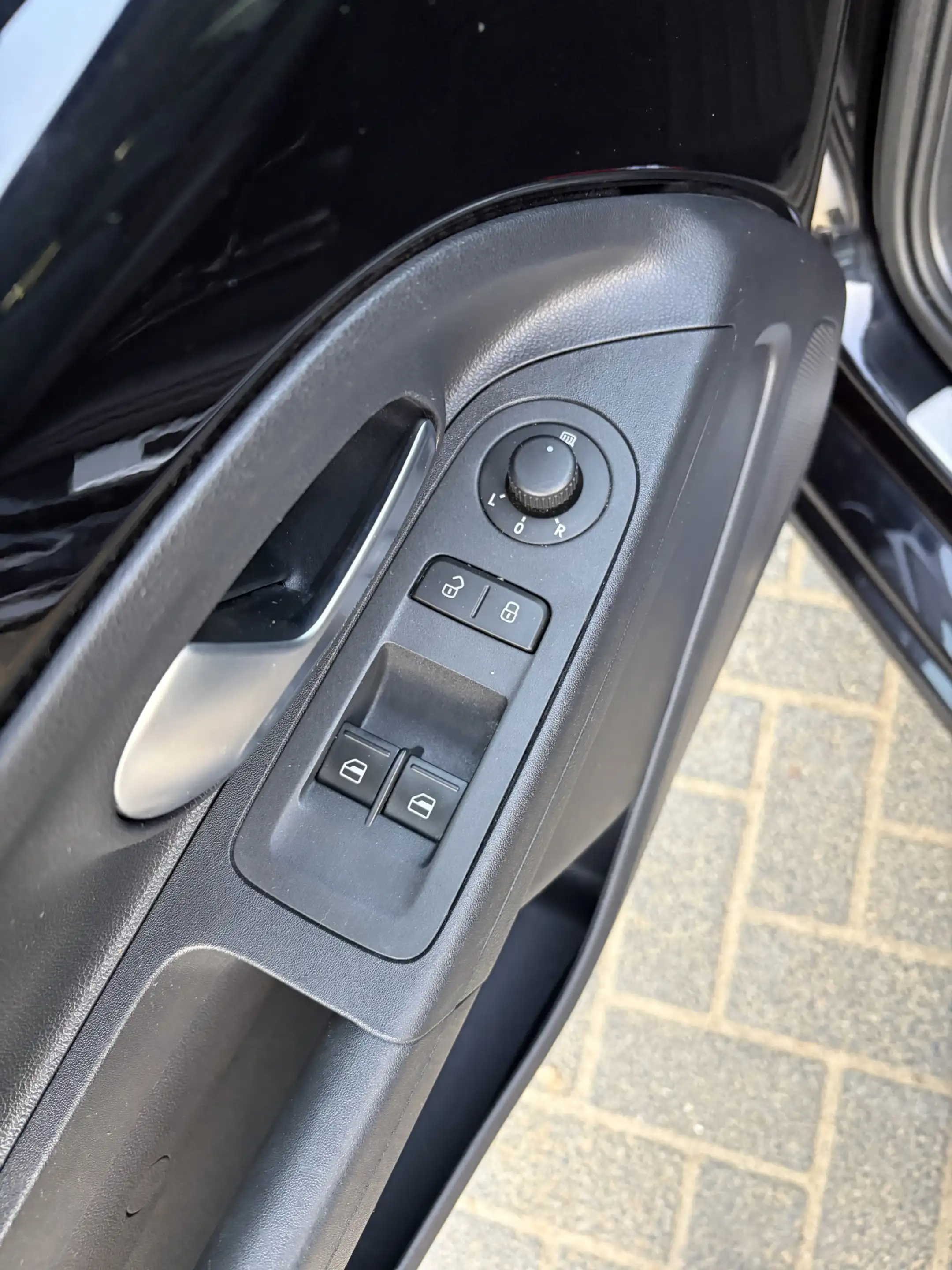 Volkswagen up! 1.0 BMT JOIN App Lm Elec Pakket Stoel Verwarming — photo 11