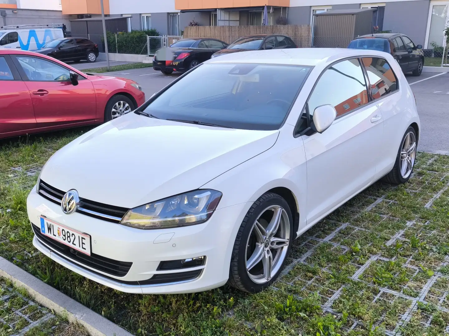 Volkswagen Golf 1.4 TSI BlueMotion Technology Highline - 1