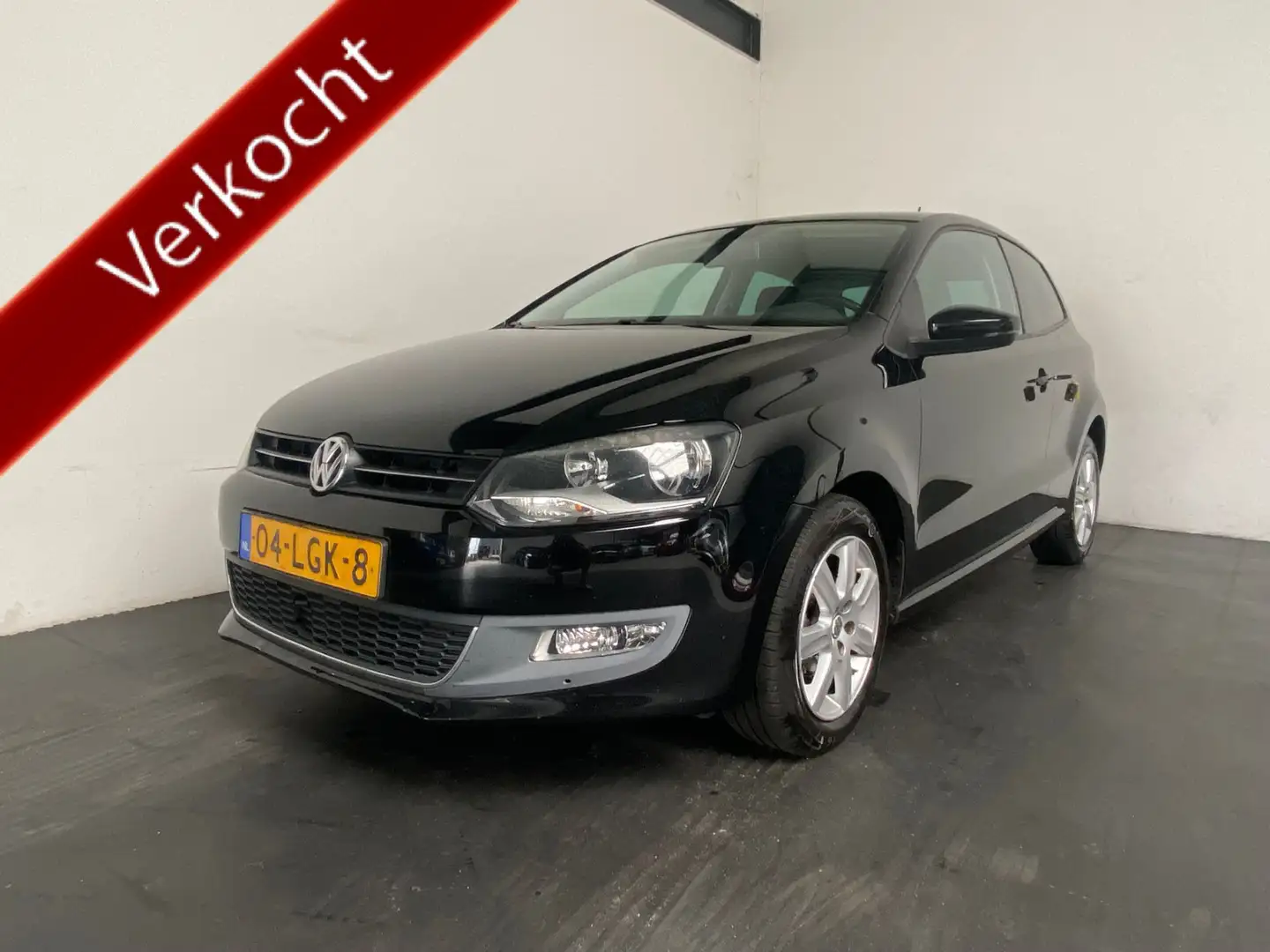 Volkswagen Polo 1.4-16V Highline. APK 04-2026! Zwart - 1