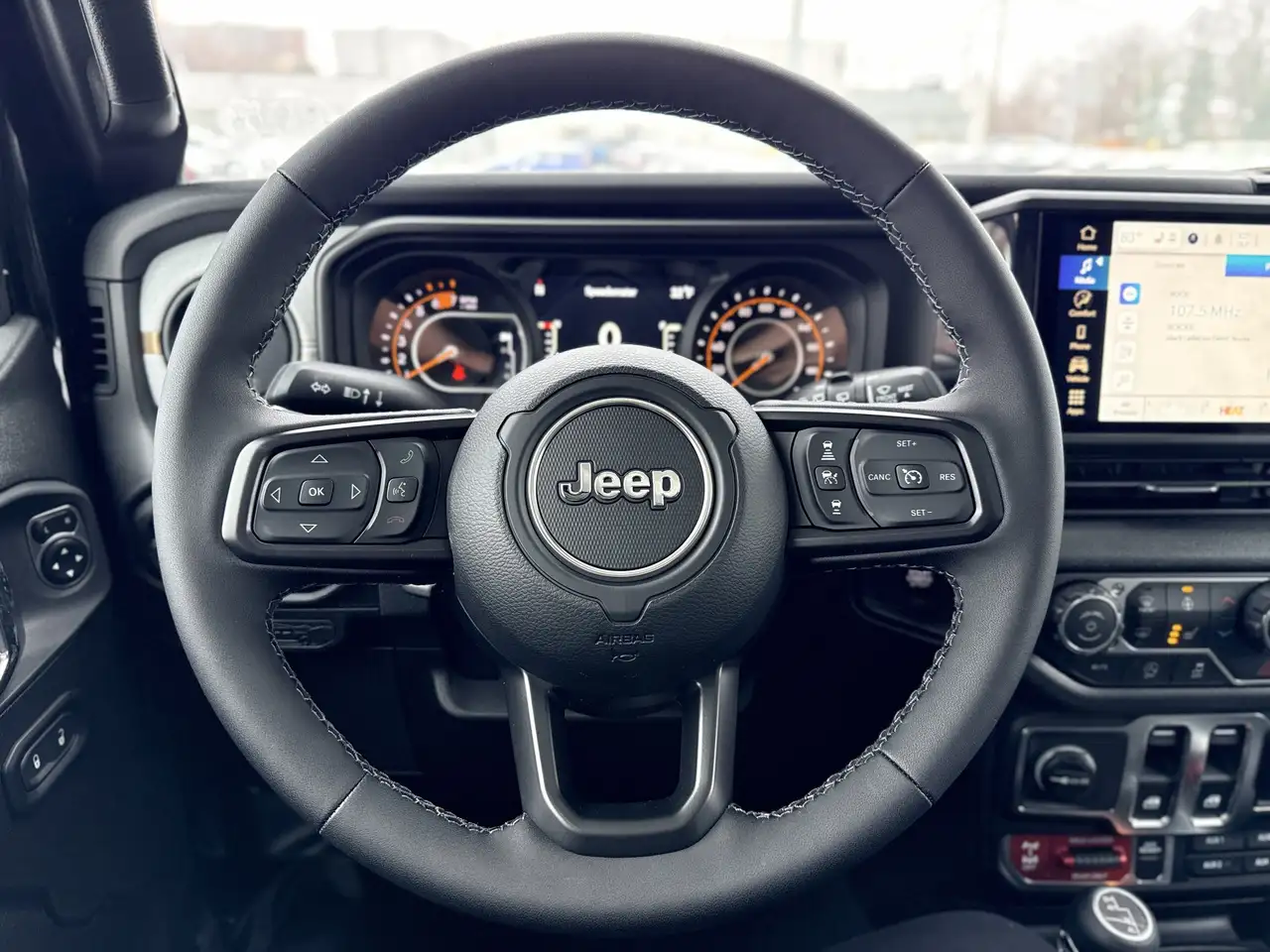 Jeep Wrangler снимка Jeep Wrangler