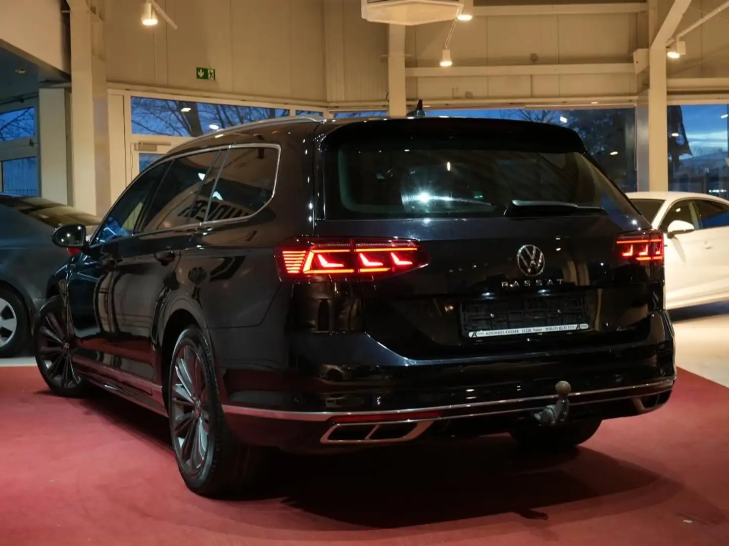 Volkswagen Passat Variant 2.0 TDI 4Motion R-Line Elegance* Noir - 2