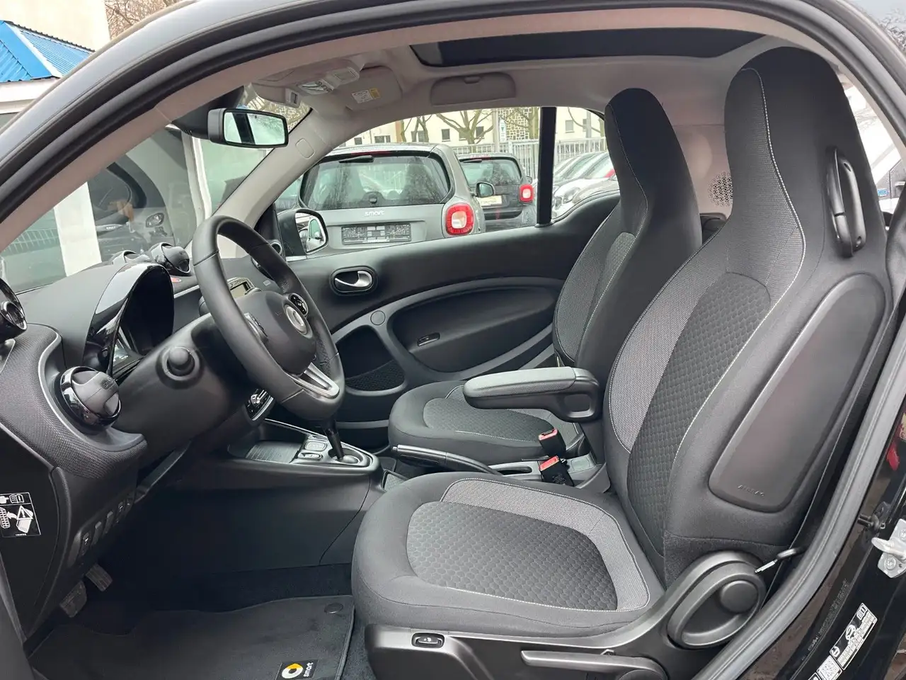 smart forTwo 2021 — фото 12