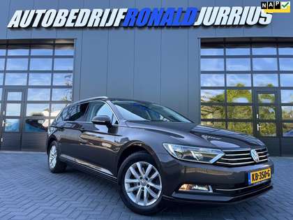 Volkswagen Passat Variant 1.4 TSI Highline Business Massage-Stoelen/Navigati