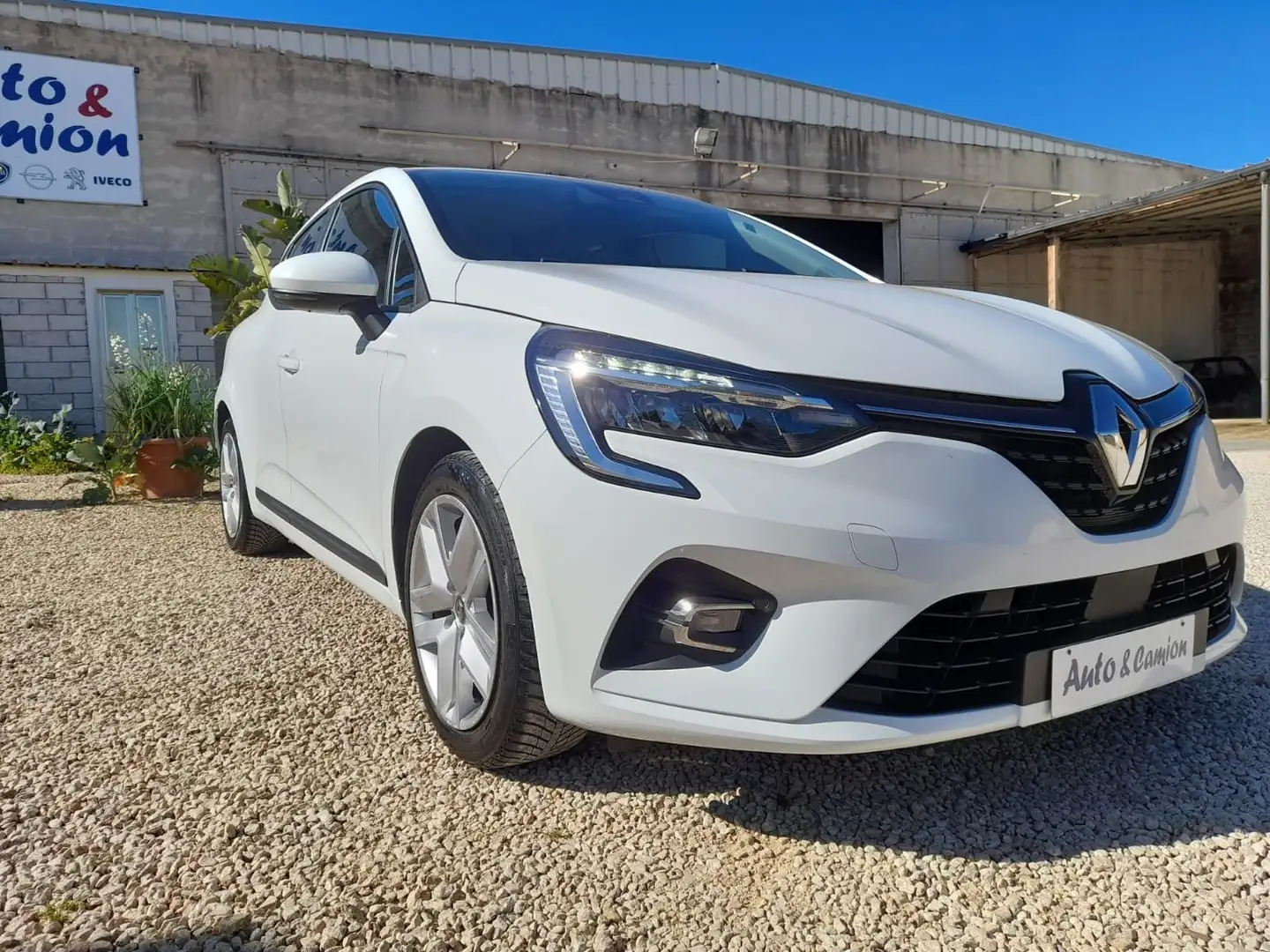 Renault Clio Clio 1.0 tce Zen 90cv fap ok neopatentati Bianco - 2