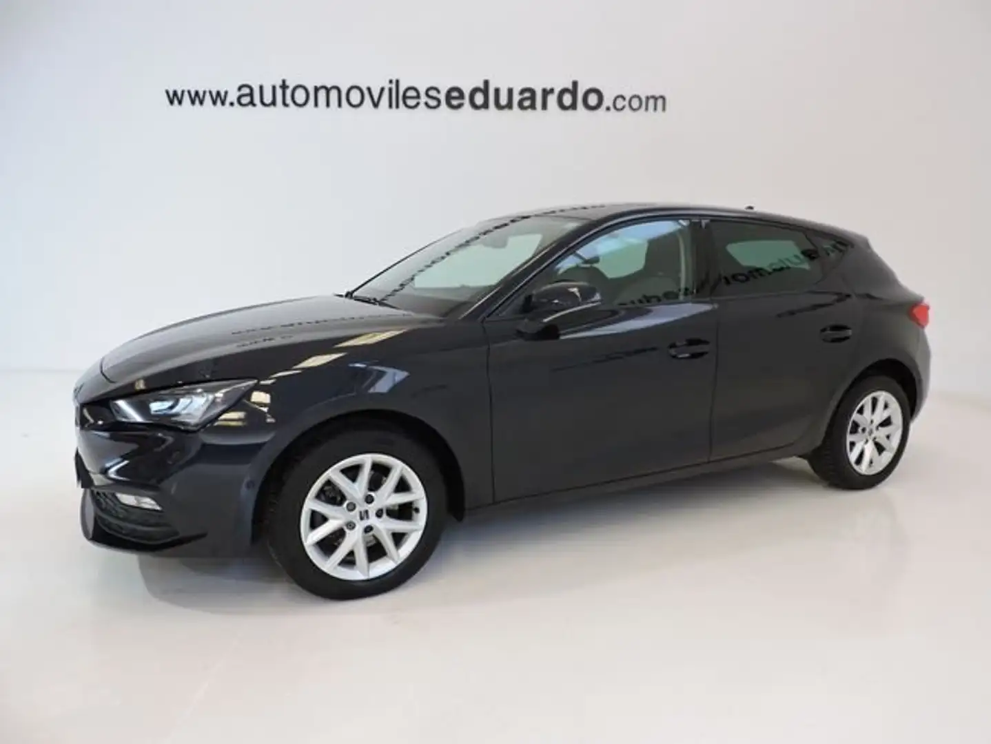 SEAT Leon 1.0 ETSI 81KW S-S MOVE! DSG Negro - 1
