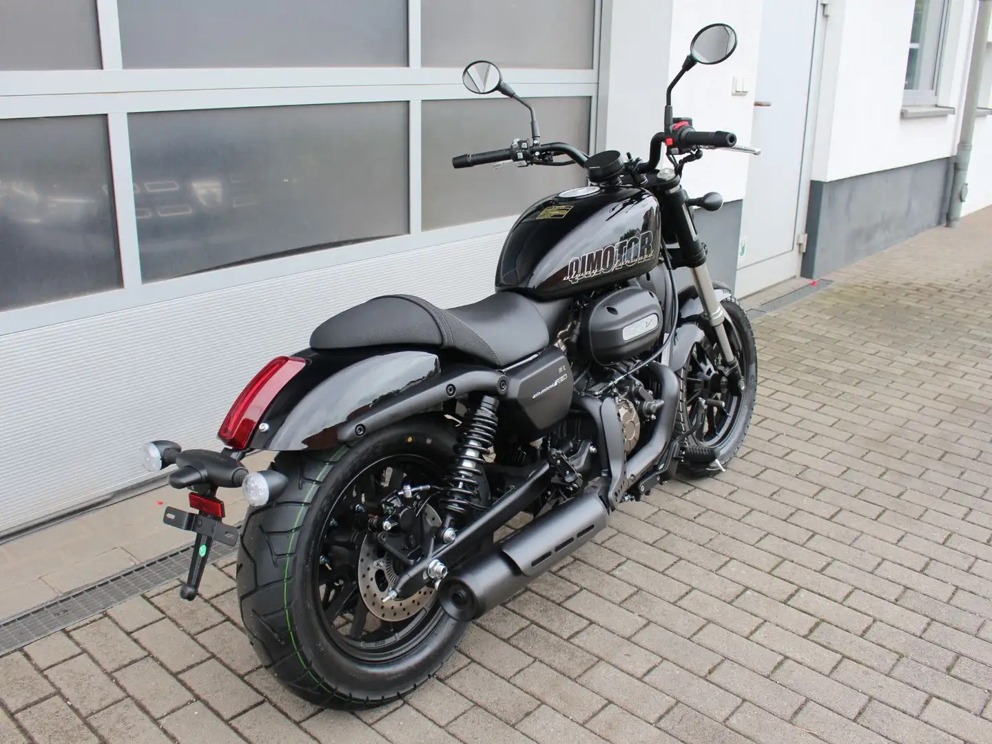 QJ Motor SRV12 verschiedene Farben Noir - 2