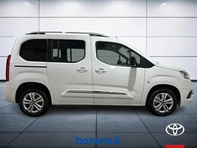 Toyota Proace view 5